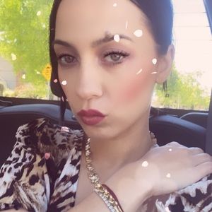 Meet your Posher, Gabby